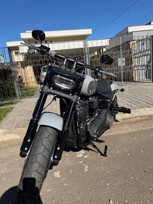 HARLEY-DAVIDSON SOFTAIL FAT BOB 114 